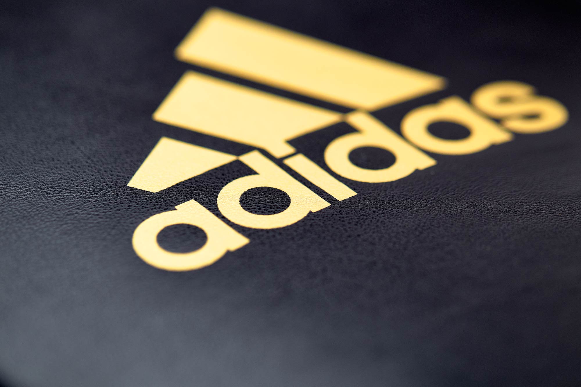 adidas Speed Coach Paar-Pratzen, schwarz/gold ADISBAC014