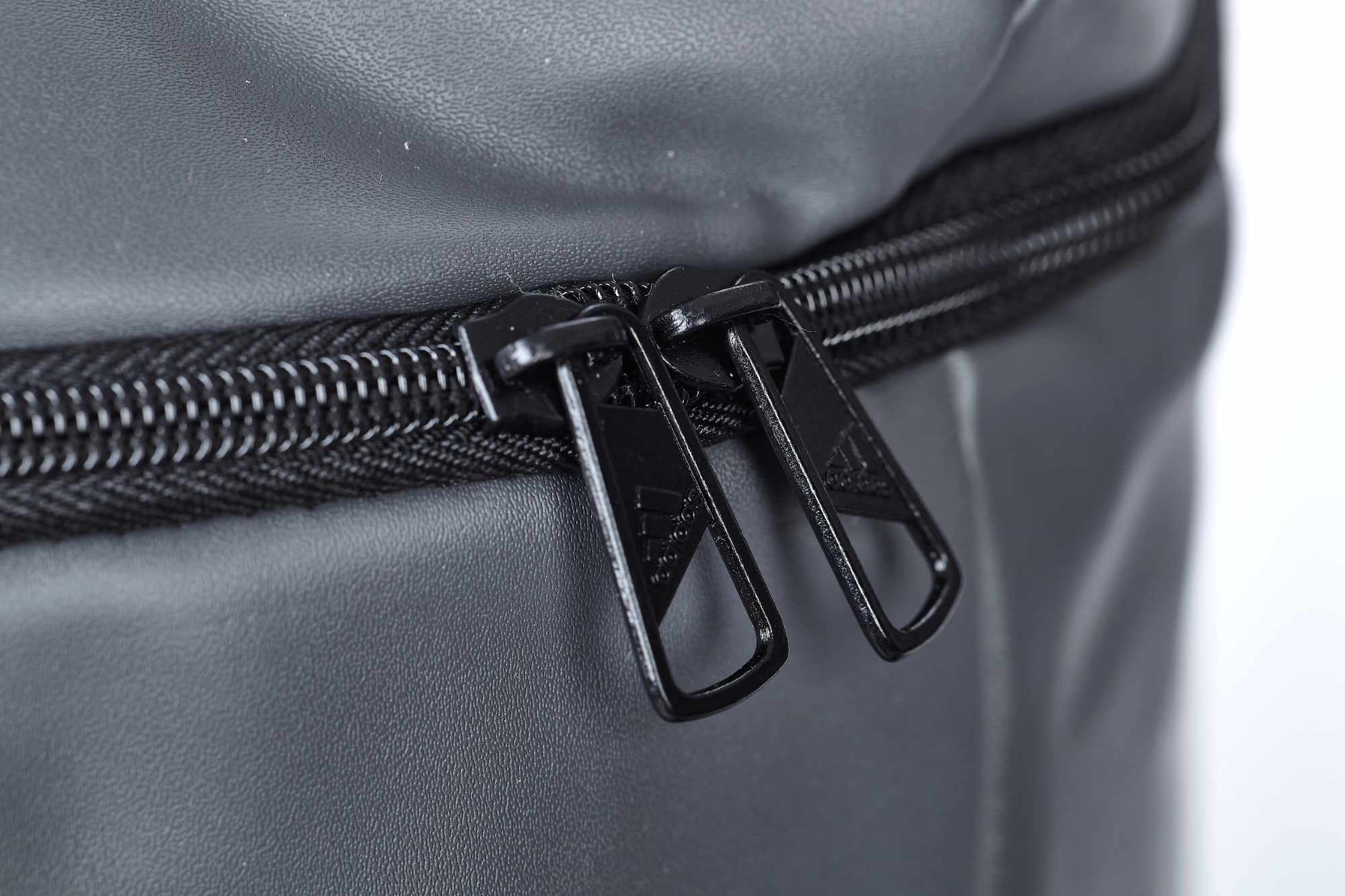 adidas Sport Rucksack "Combat Sports" grey/black, adiACC091CS